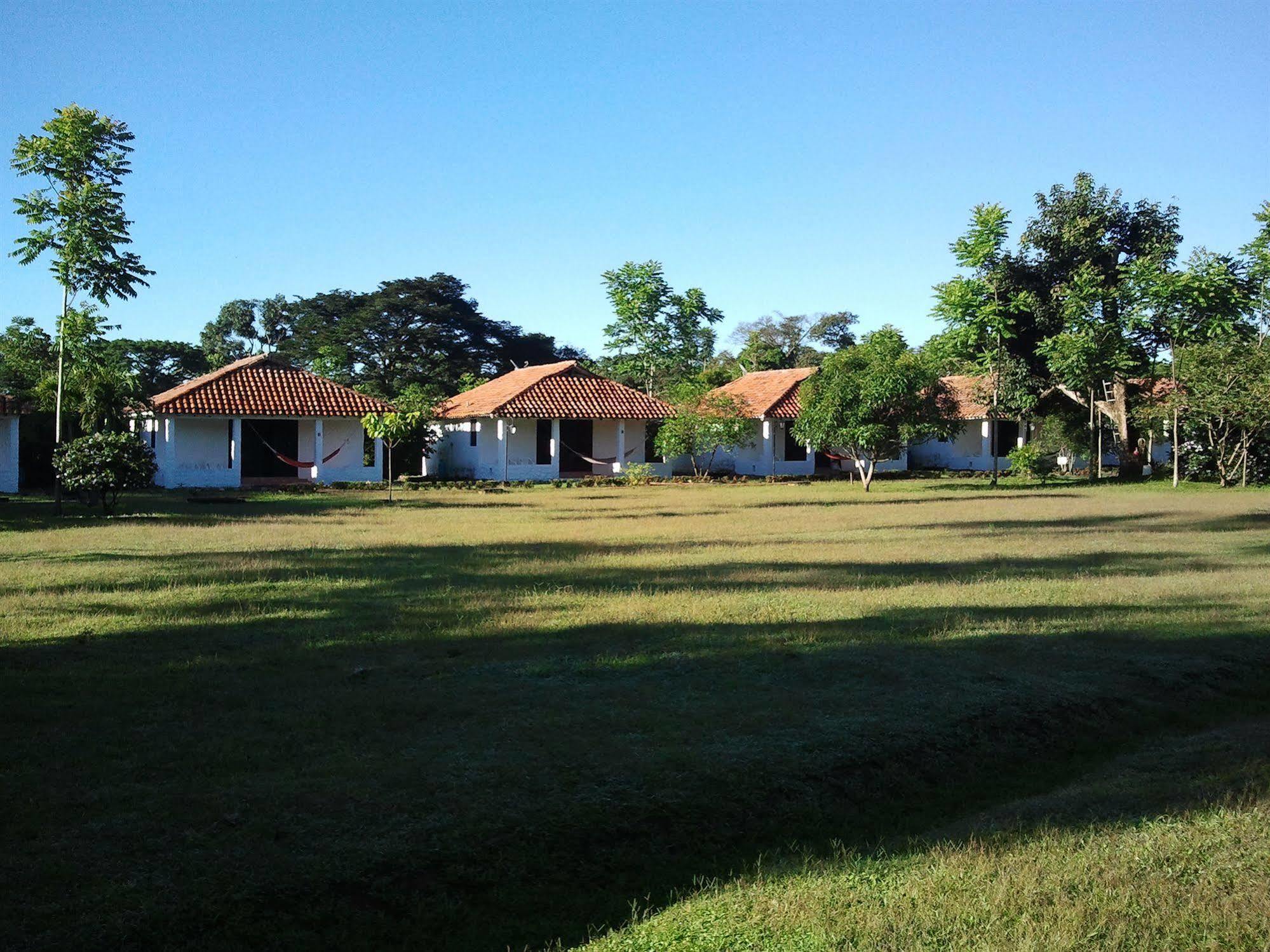 Hotel Campestre Arboretto Вилавиченцио Екстериор снимка