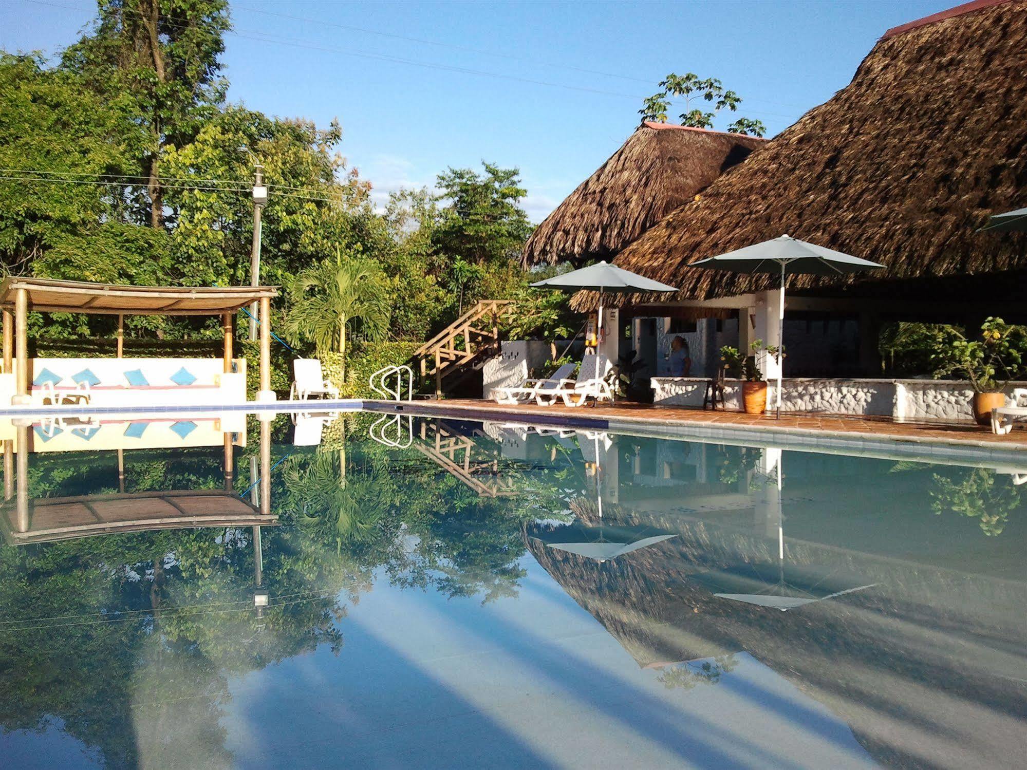 Hotel Campestre Arboretto Вилавиченцио Екстериор снимка