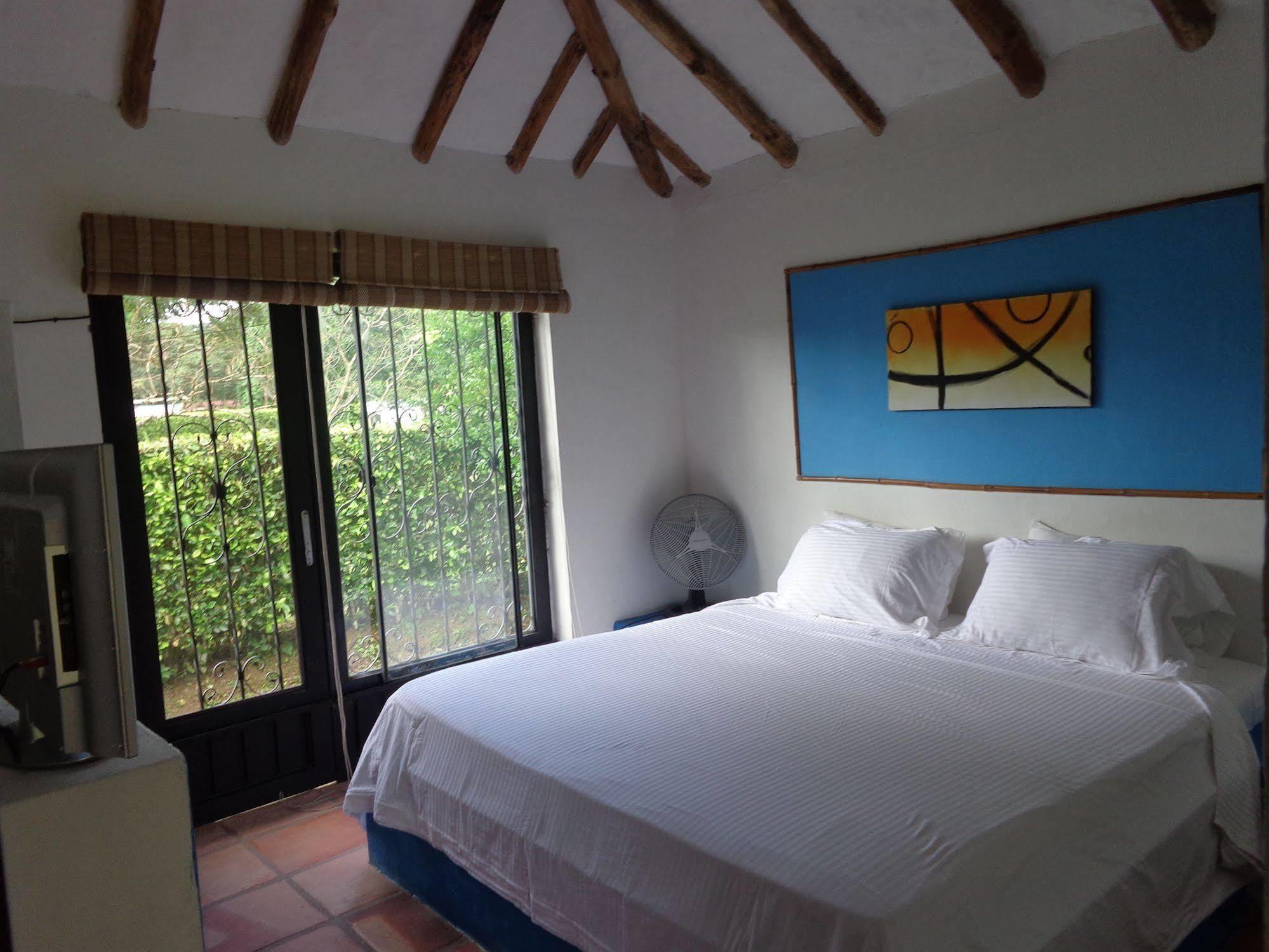 Hotel Campestre Arboretto Вилавиченцио Екстериор снимка